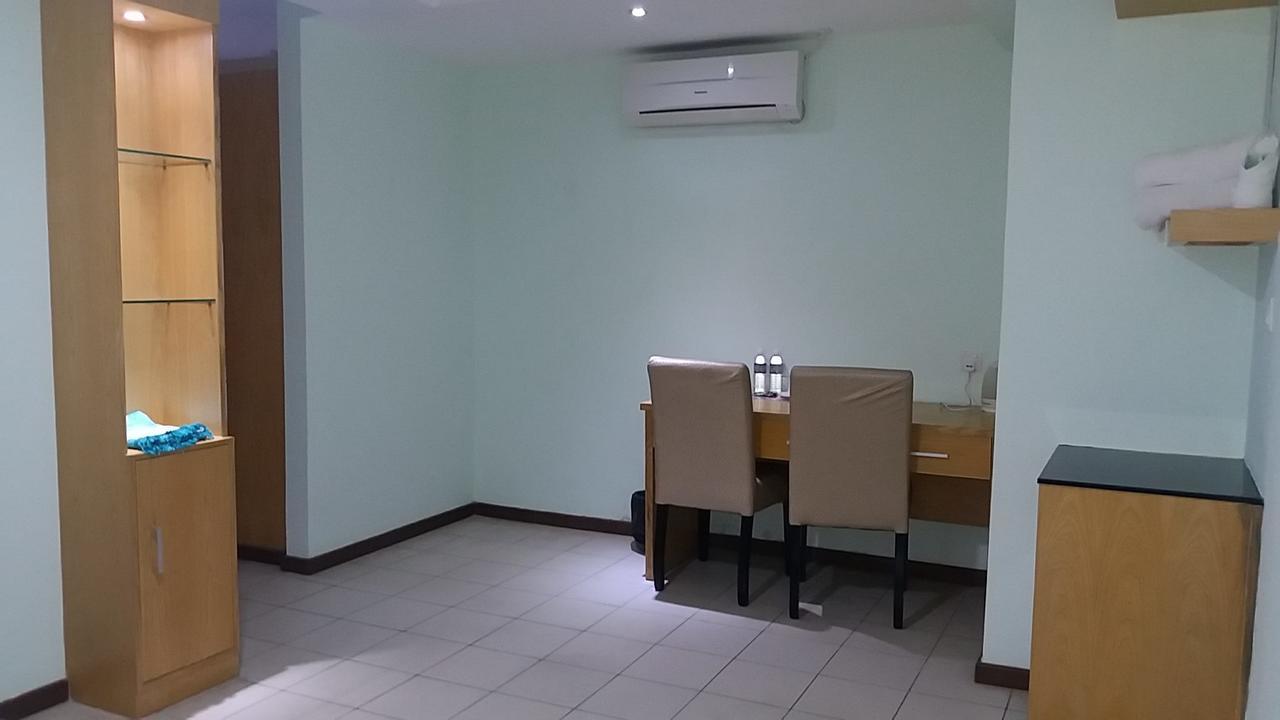 Fratini'S Hotel Лабуан Екстер'єр фото